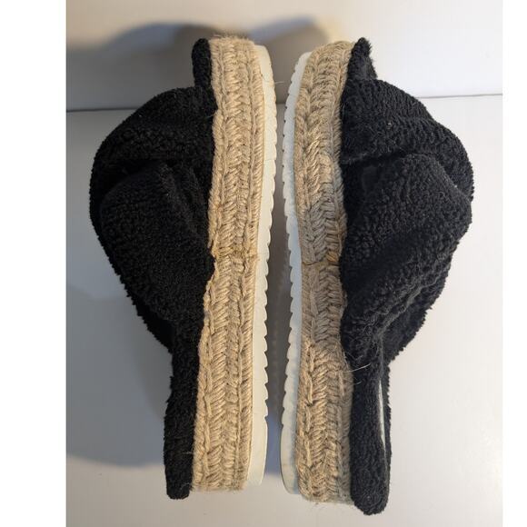 GBG LOS ANGELES Daphne Faux Sherpa Platform Slide Sandal JOBB2004 Womens 8.5M - Picture 10 of 14